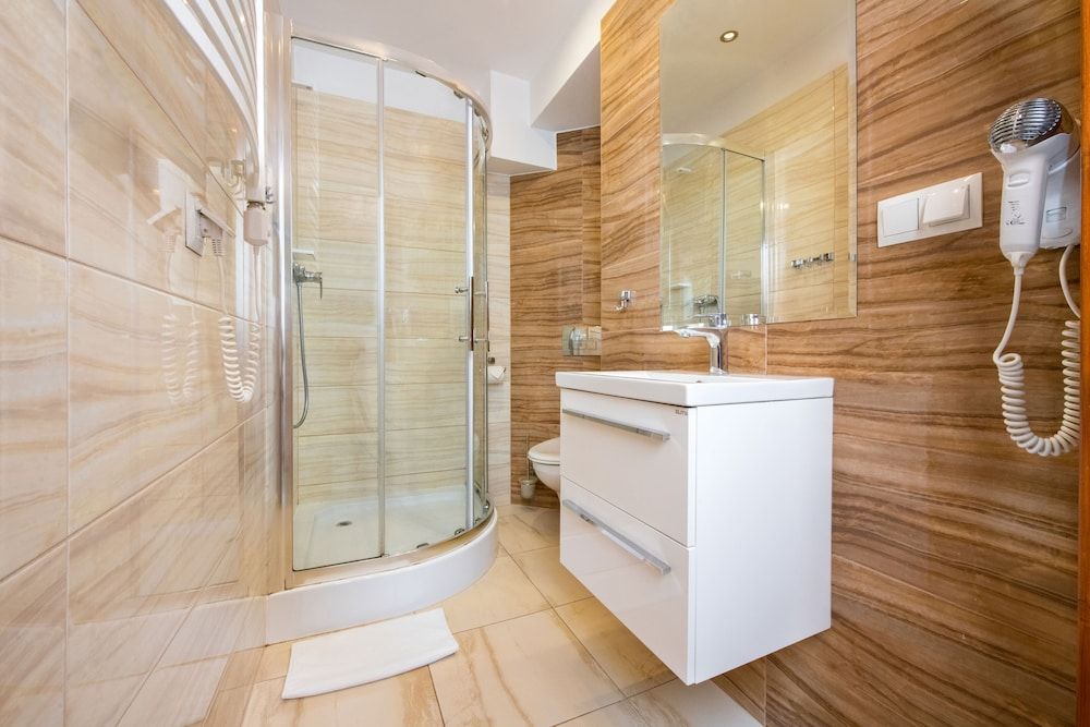 Aparthotel Globus Triple Room 4