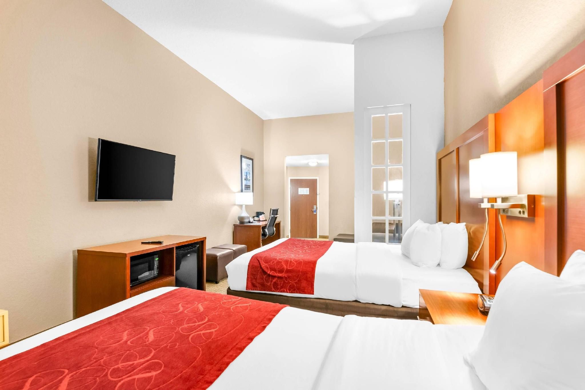 undefined Comfort Suites Orlando Airport 7