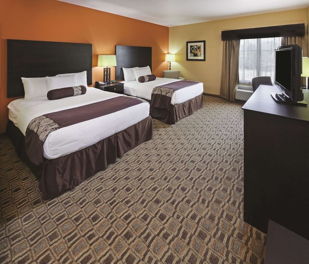 Room, 2 Queen Beds, Accessible, Non Smoking (Mobility, Bathtub)
