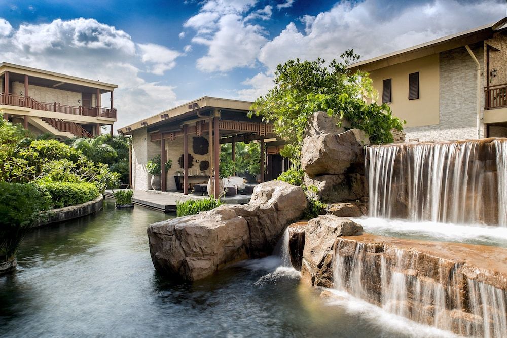 undefined Centara Grand Mirage Beach Resort Pattaya 3