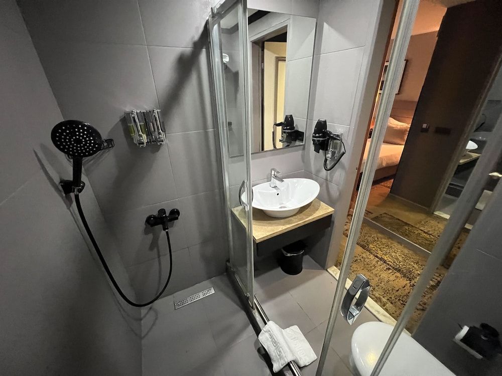 undefined All Seasons Hotel 9