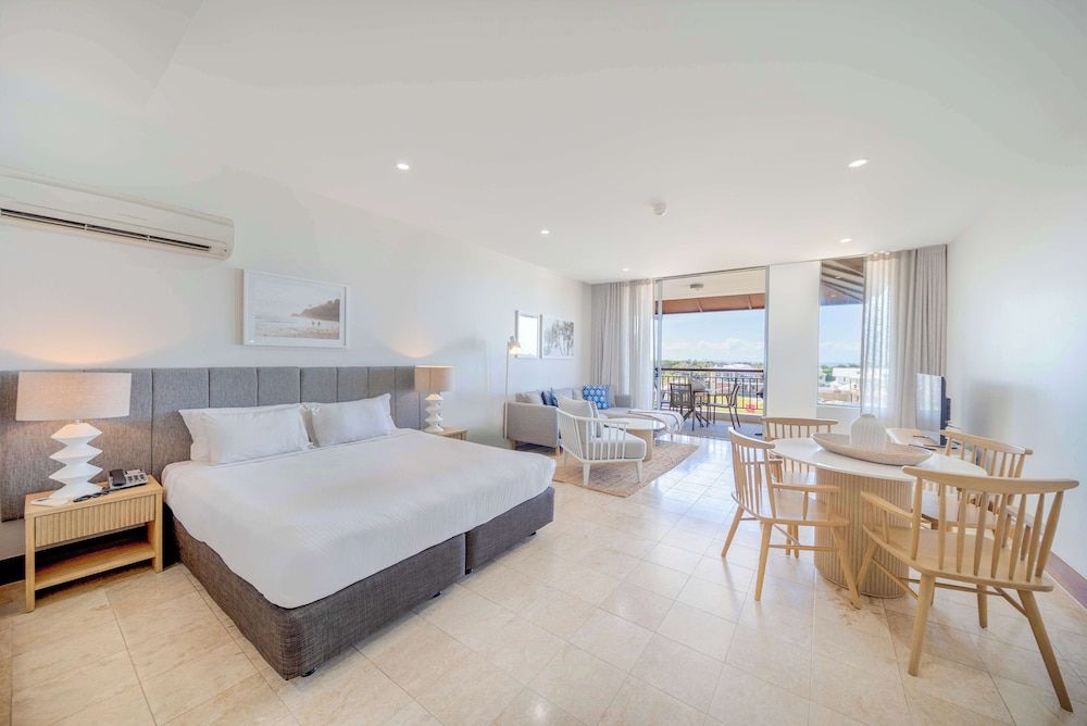 Oaks Casuarina Santai Resort 1 Bedroom Family 5