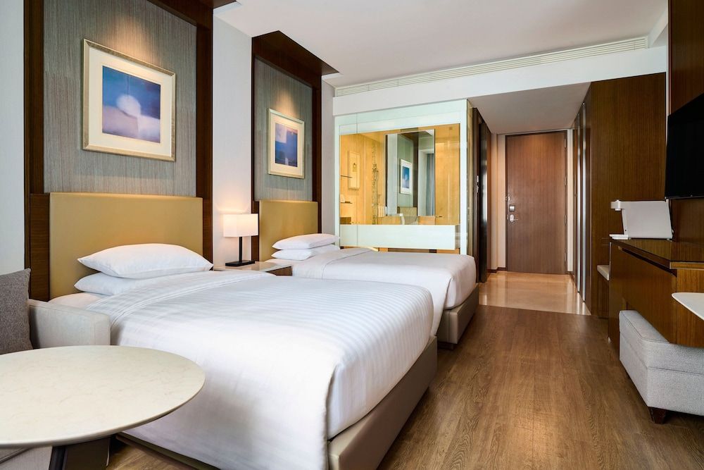 undefined Courtyard by Marriott Seoul Times Square 10