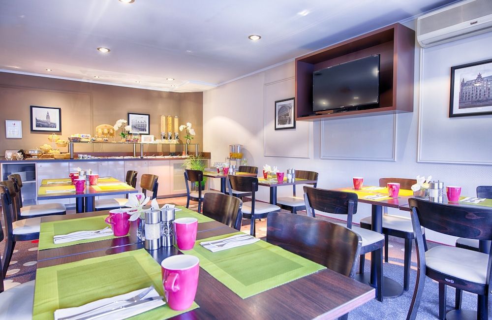 undefined Leonardo Inn Hotel Hamburg Airport 5