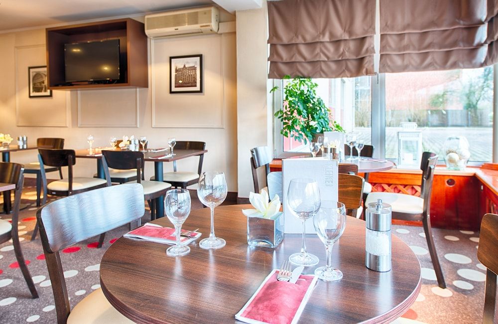 undefined Leonardo Inn Hotel Hamburg Airport 7