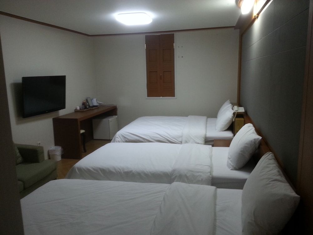 Incheon Airtel Deluxe Twin Room