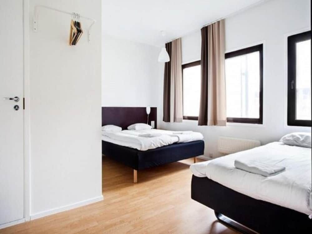 Dialog Hotel Kungens Kurva Family Room