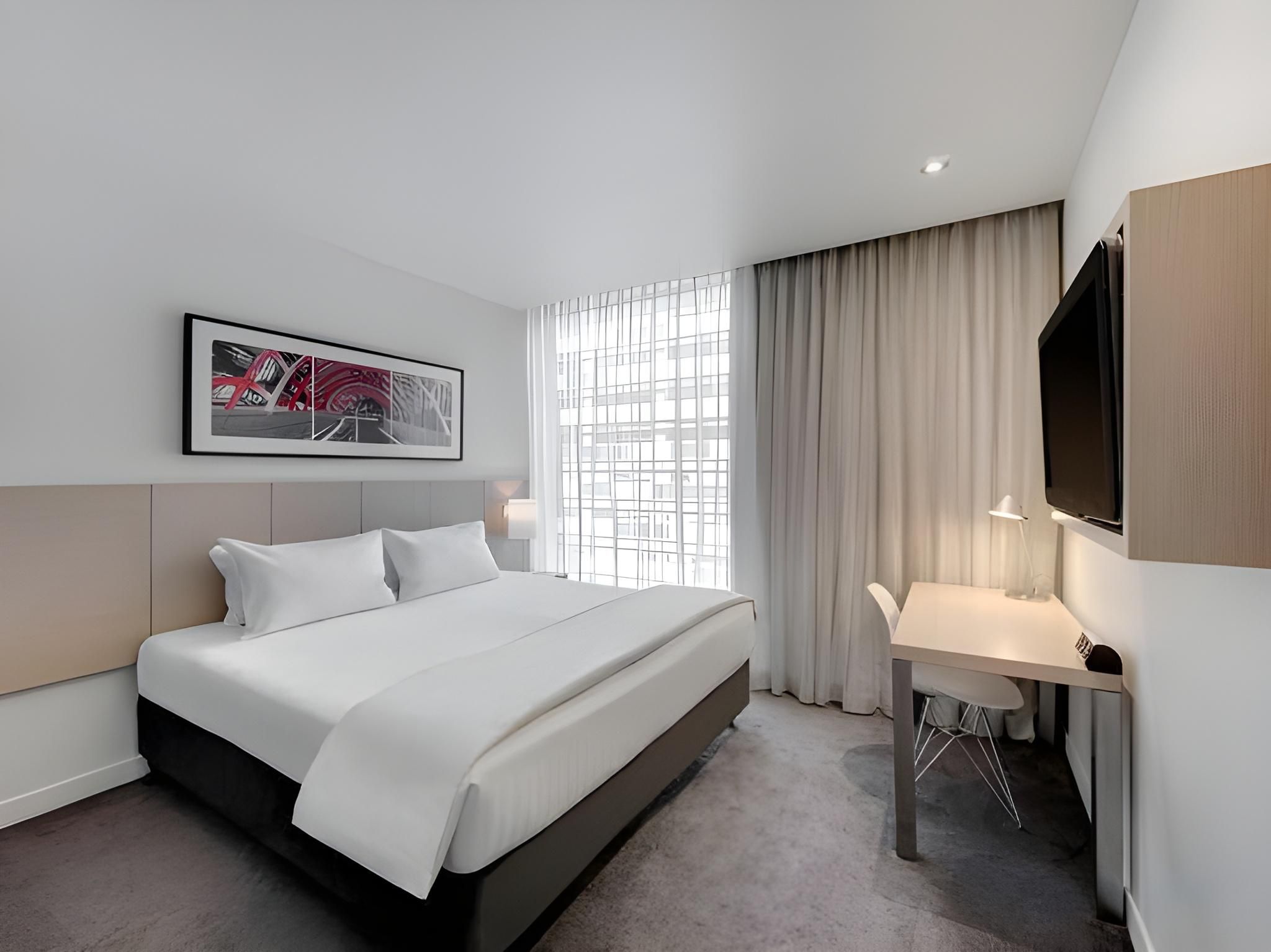 Travelodge Hotel Melbourne Docklands Deluxe Interconnecting Family Room