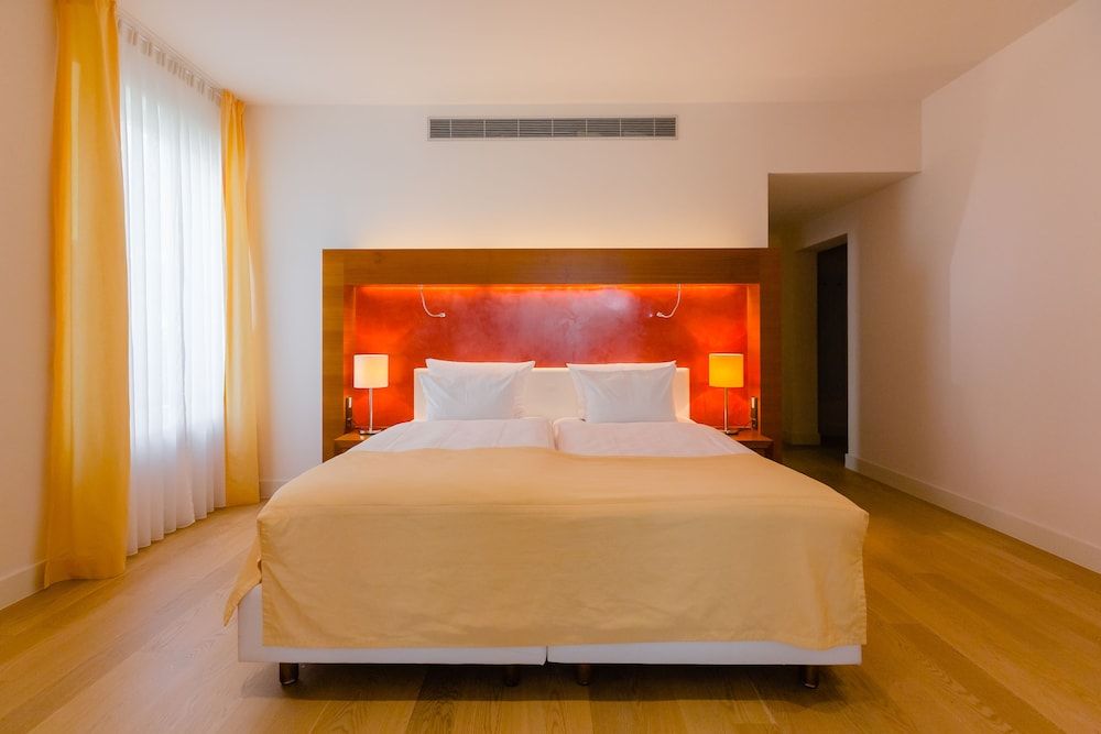 Deluxe Suite, Park View