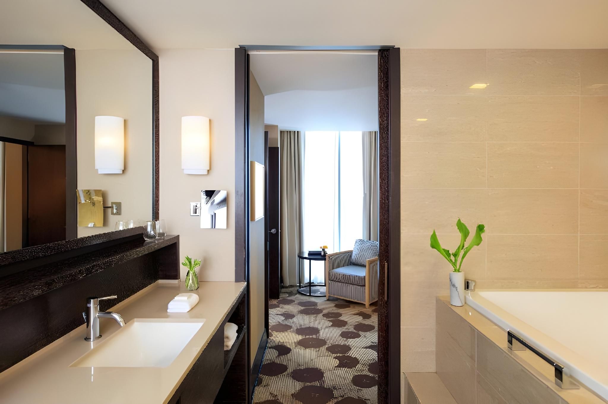 undefined The Royal Sonesta Chicago River North 10