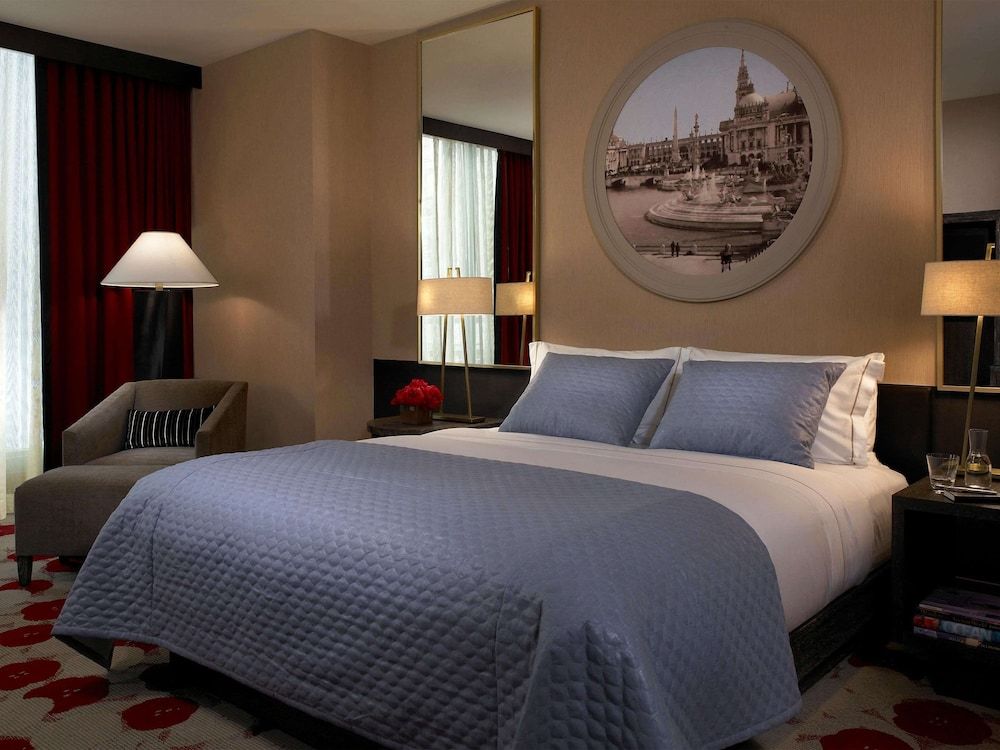 undefined The Royal Sonesta Chicago River North 4
