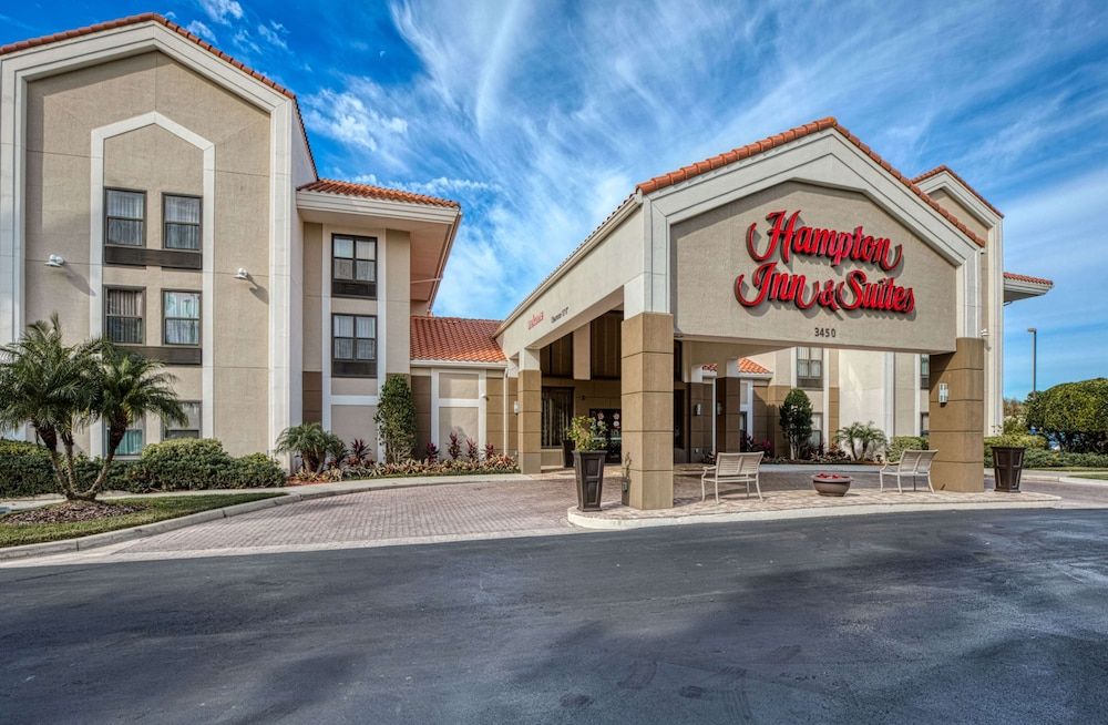 undefined Hampton Inn & Suites Orlando/East UCF Area 2
