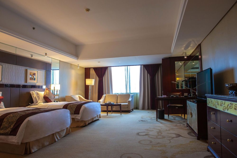 undefined Vision Hotel 2