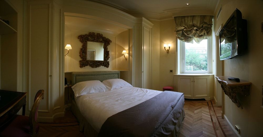 Hotel Villa Duse Prestige Double Room 3