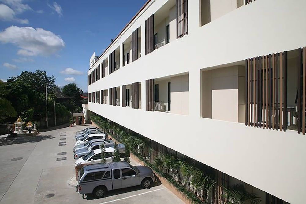 undefined Imm Hotel Thaphae Chiang Mai 9