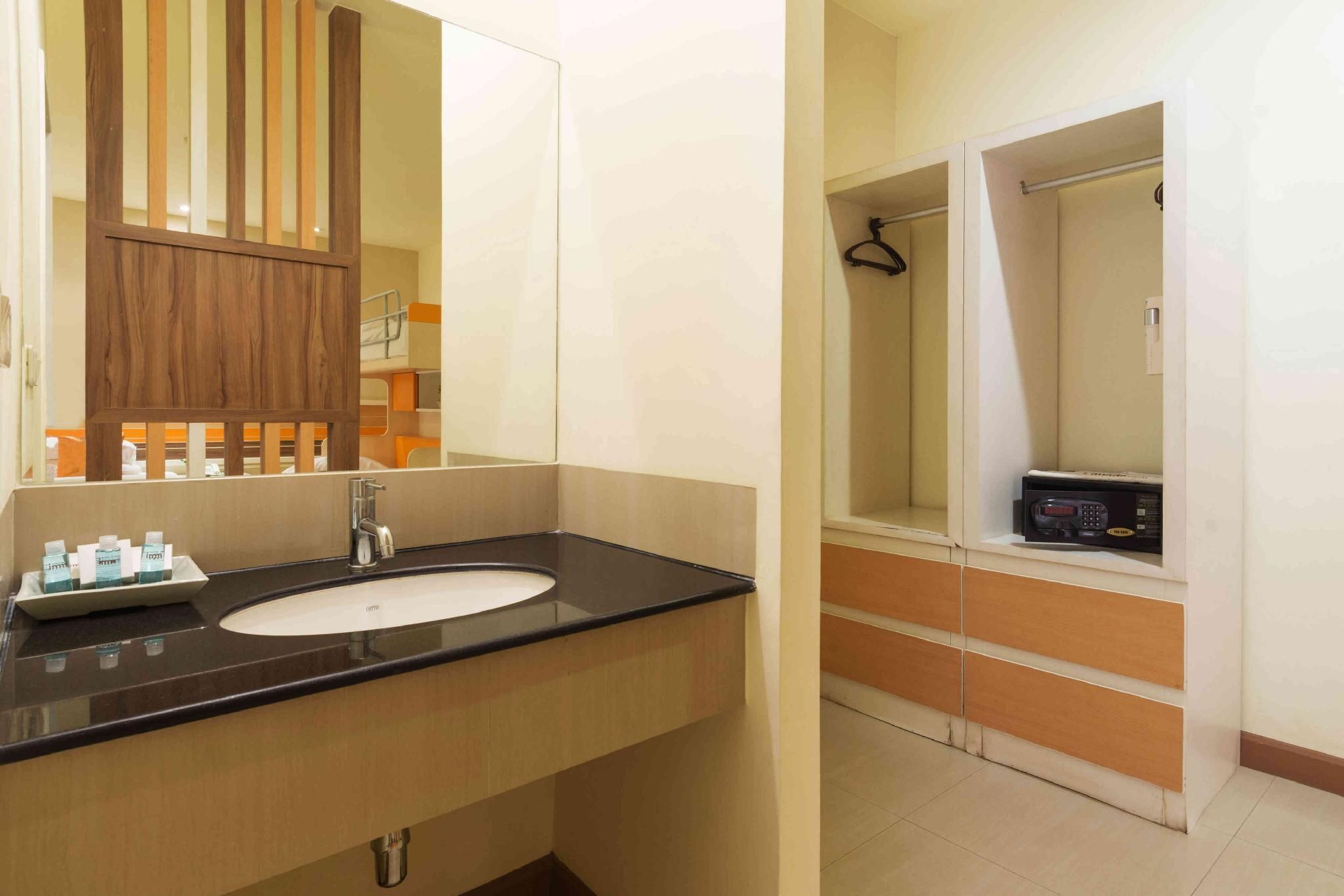 undefined Imm Hotel Thaphae Chiang Mai 10