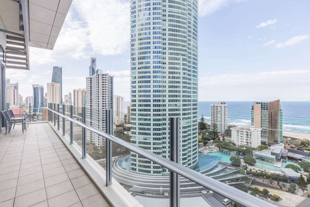 undefined Wyndham Surfers Paradise 10