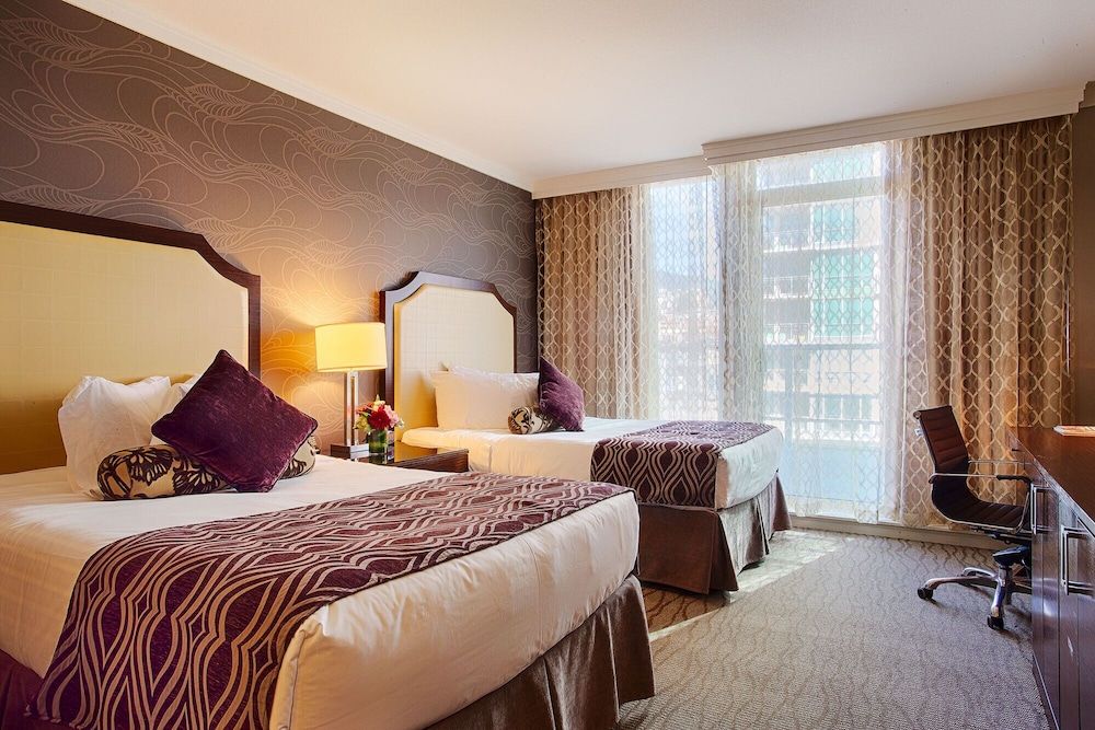 Standard Room, 2 Double Beds, Mountainside