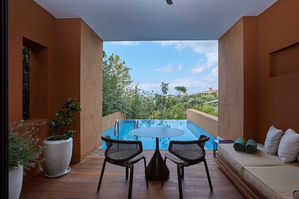 Room, 2 Twin Beds, Private Pool, Garden View