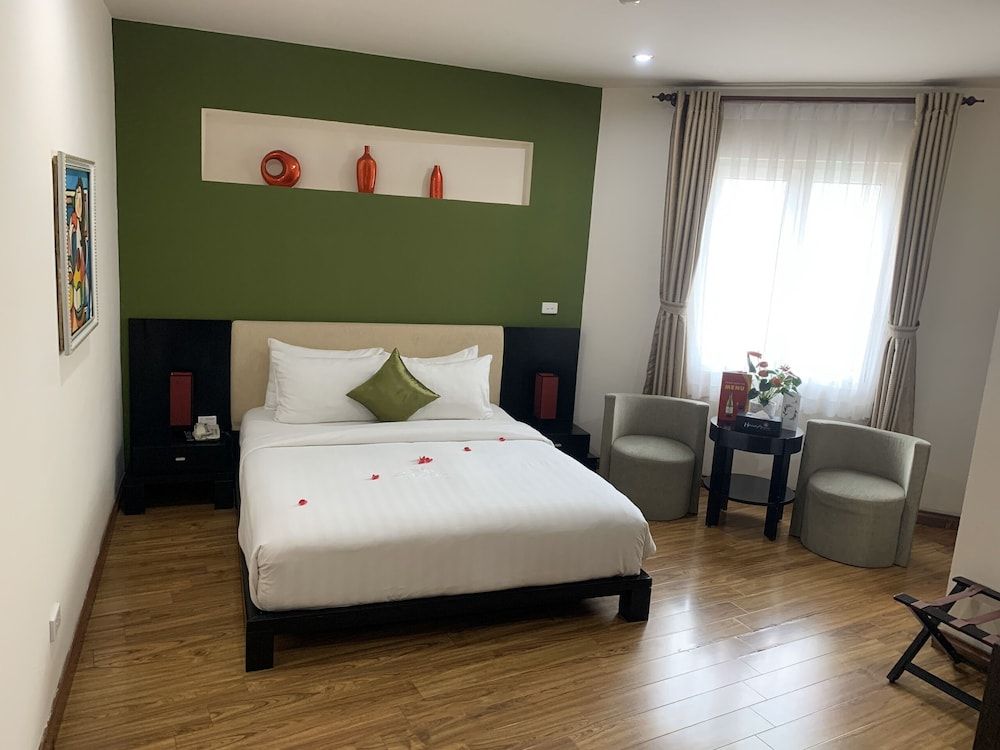 undefined Hanoi Anise Hotel & Spa 5