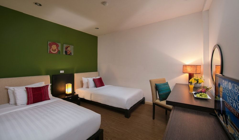 Hanoi Anise Hotel & Spa Superior Room, No Windows 2