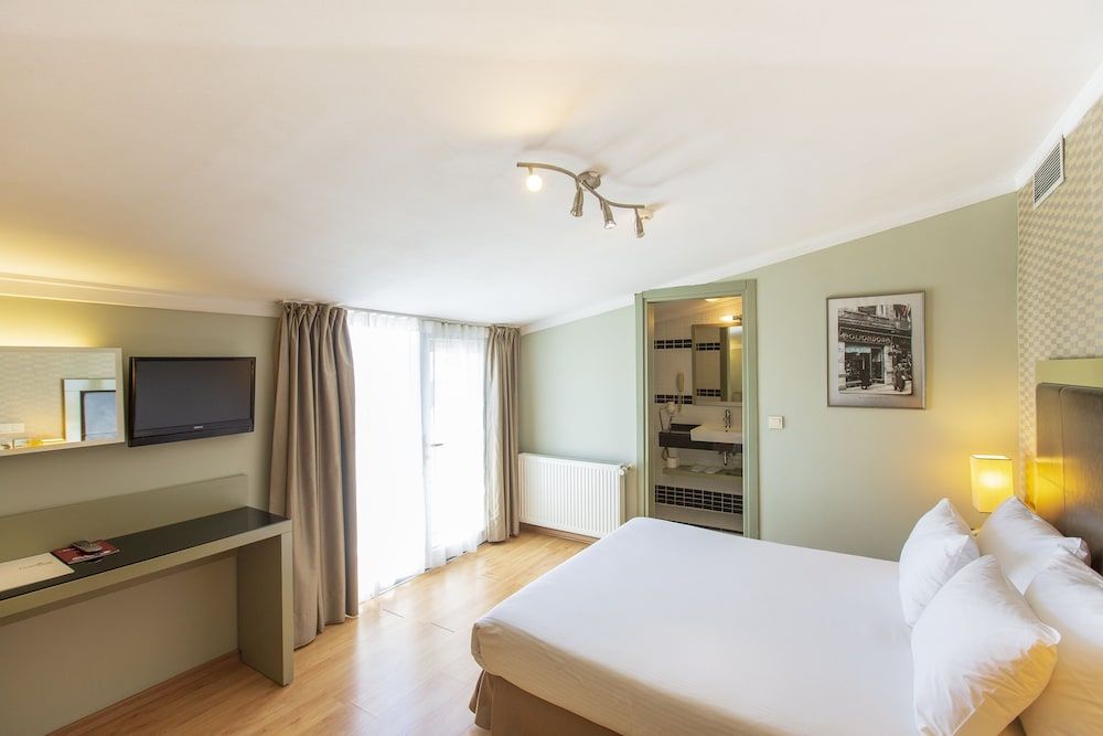 Hotellino Standard Double or Twin Room 11