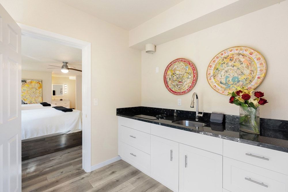 West Sonoma Inn & Spa Standard Room, 2 Queen Beds, Patio, Valley View 3