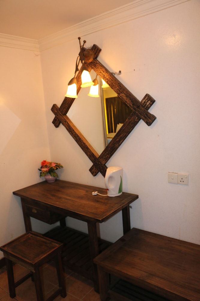 Eagle Bay Hotel Suite, 1 King Bed 11