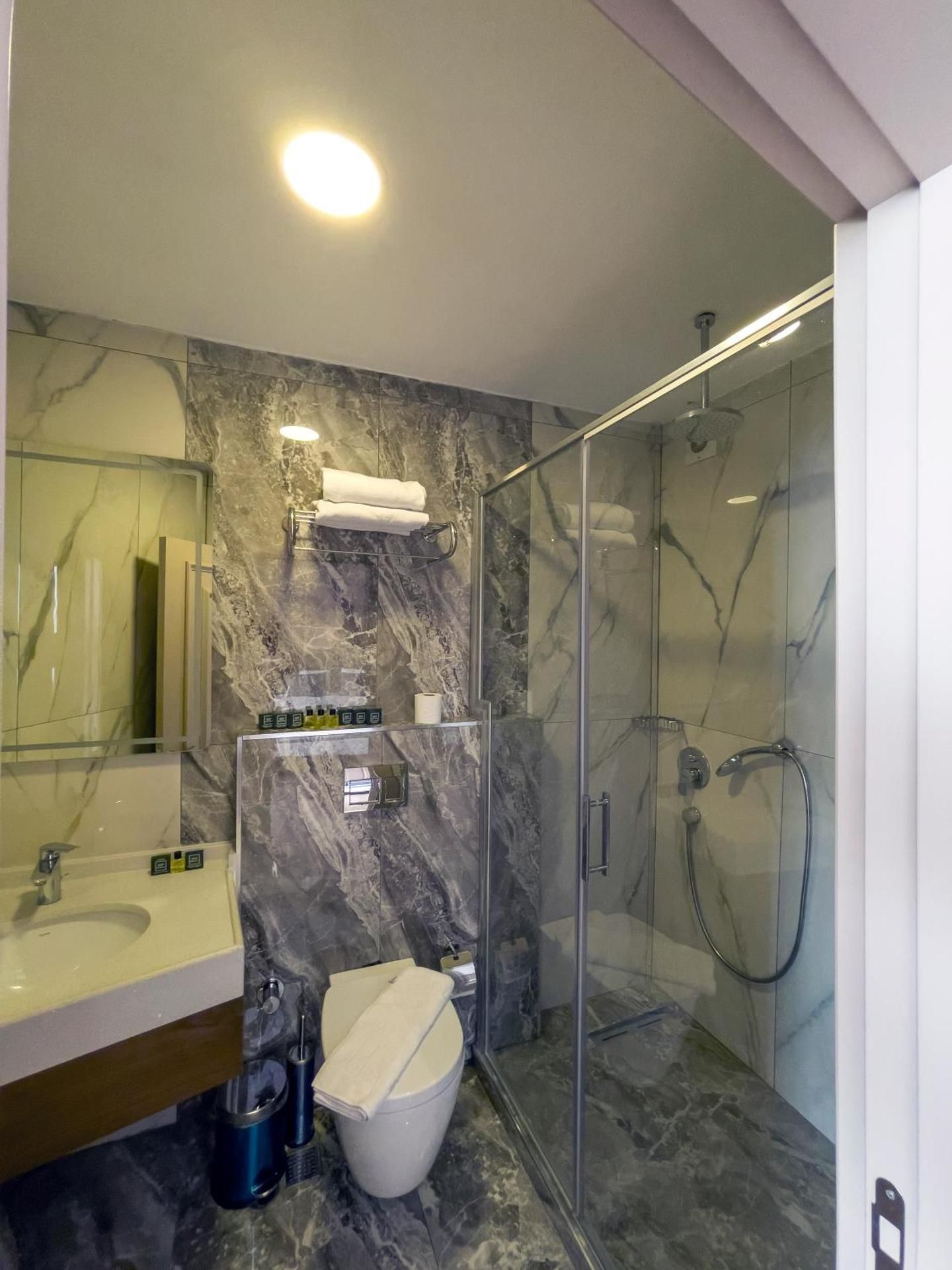 undefined Martinenz Hotel 9