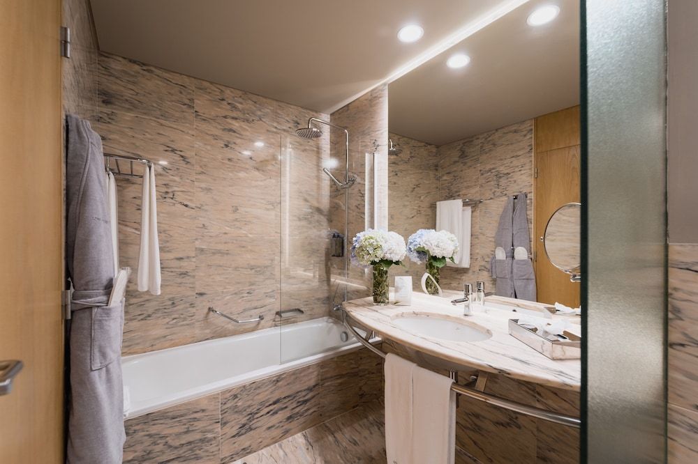 The Lince Azores Family Room 3