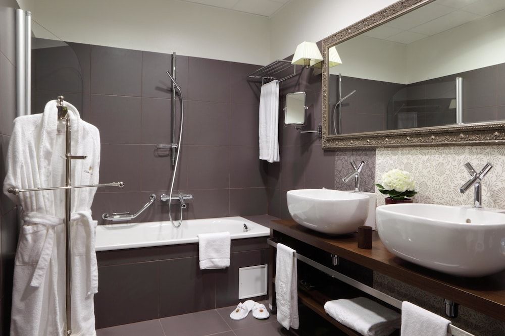 Gallery Park Hotel & SPA, a Châteaux & Hôtels Collection Family Suite 5