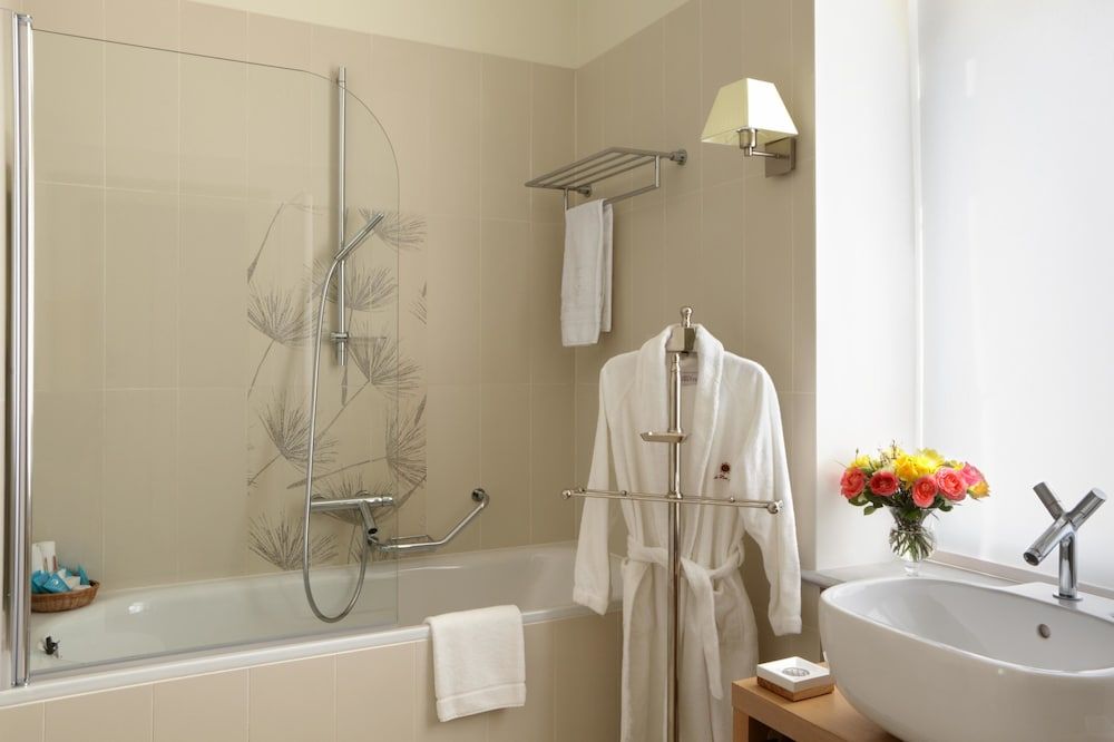 Gallery Park Hotel & SPA, a Châteaux & Hôtels Collection Family Suite 4