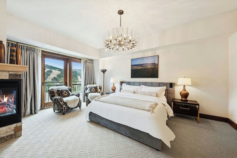 Room, 4 Bedrooms