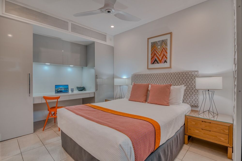 Coconut Grove Penthouse, 3 Bedrooms (1x King, 1x Queen & 2x Singles) 3