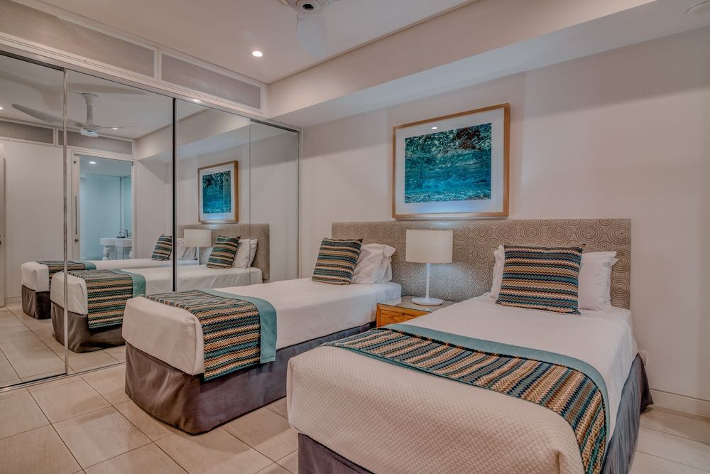 Coconut Grove Penthouse, 3 Bedrooms (1x King, 1x Queen & 2x Singles)