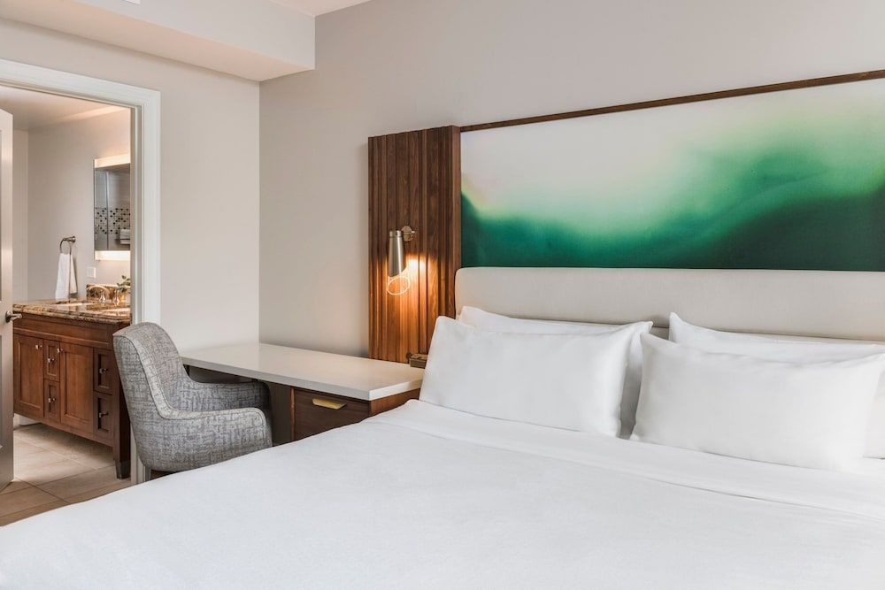 undefined Marriott's Lakeshore Reserve 10