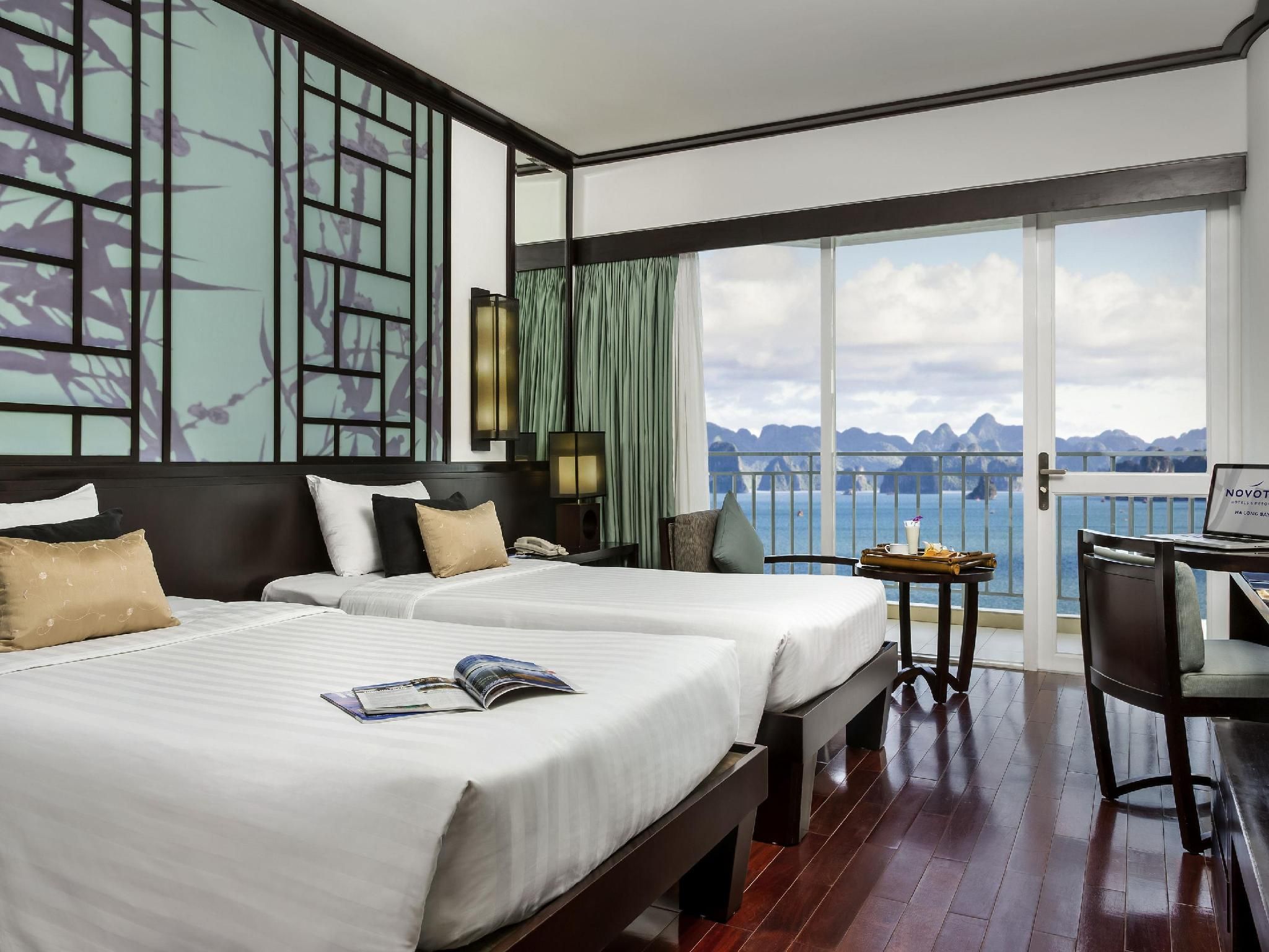 Superior Room with 2 single beds, with Balcony