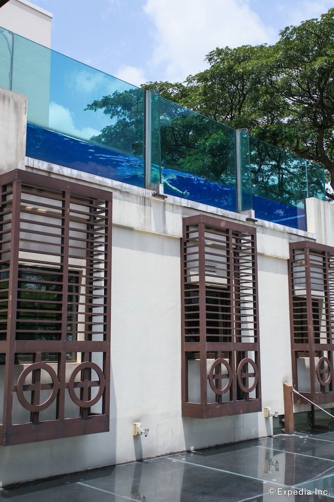 undefined Nostalgia Hotel 3