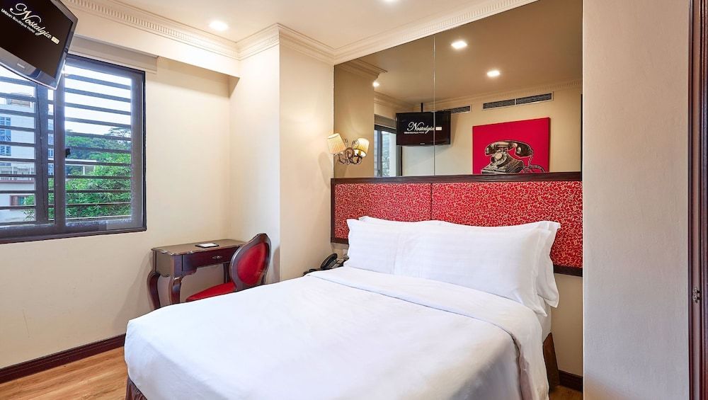 Nostalgia Hotel Deluxe Room