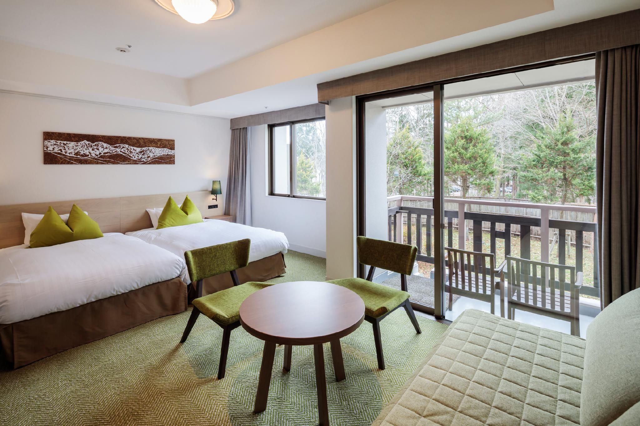Standard Twin Room with Balcony
