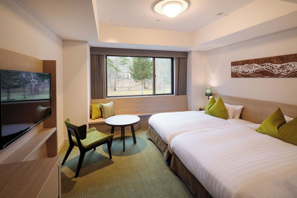 Economy Twin Room (2nd-4th floor) Entrance side, Non Smoking