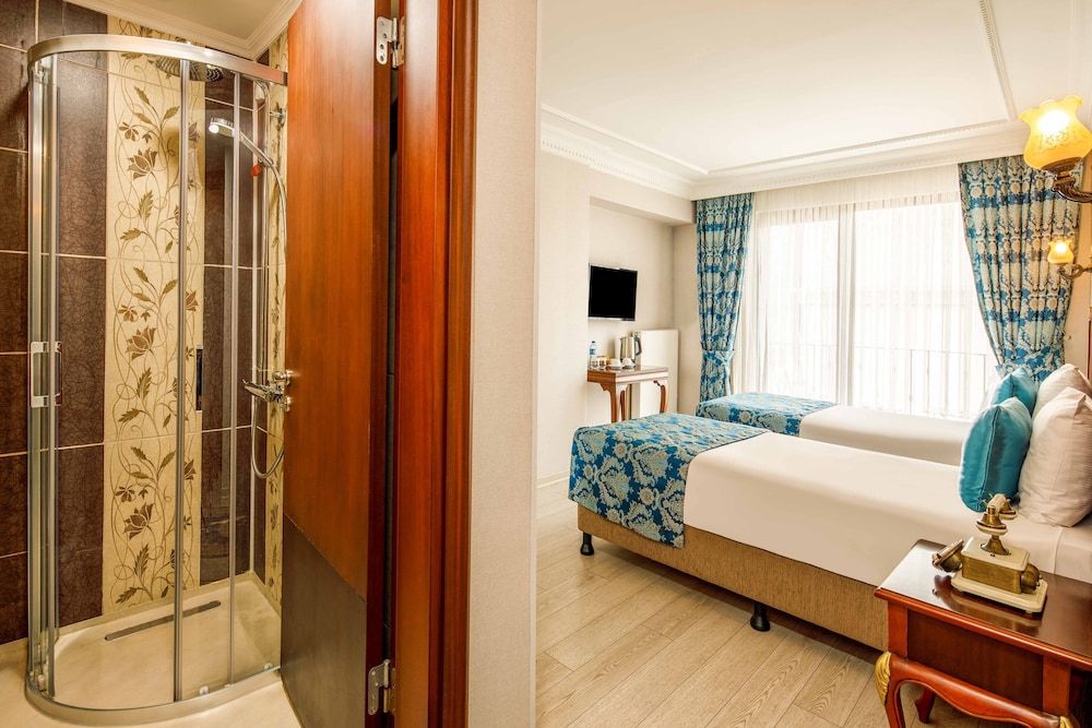 Rast Hotel Sultanahmet Superior Double or Twin Room, Balcony 3