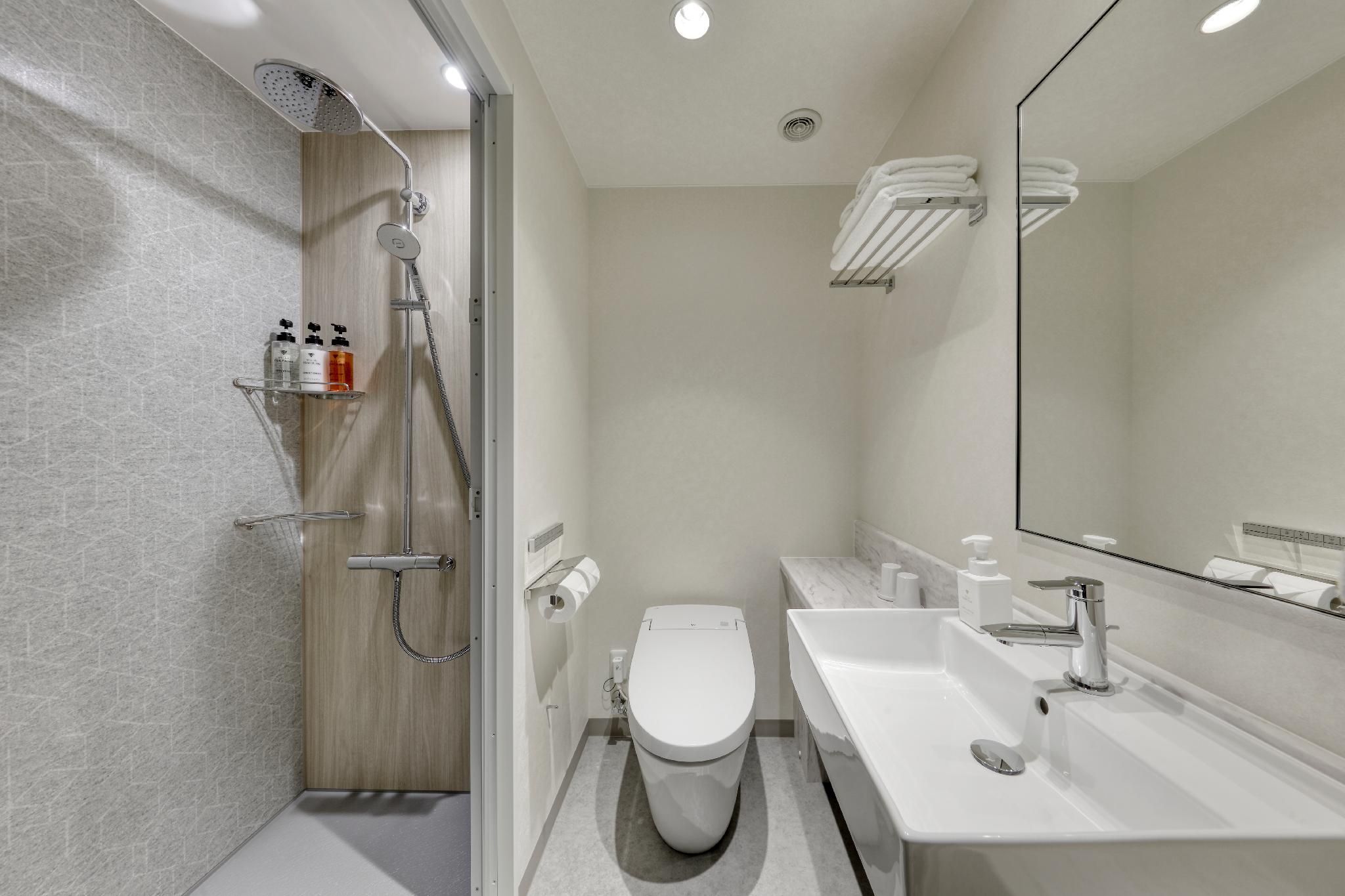 Superior King Room - Newly Renovated, Non-Smoking