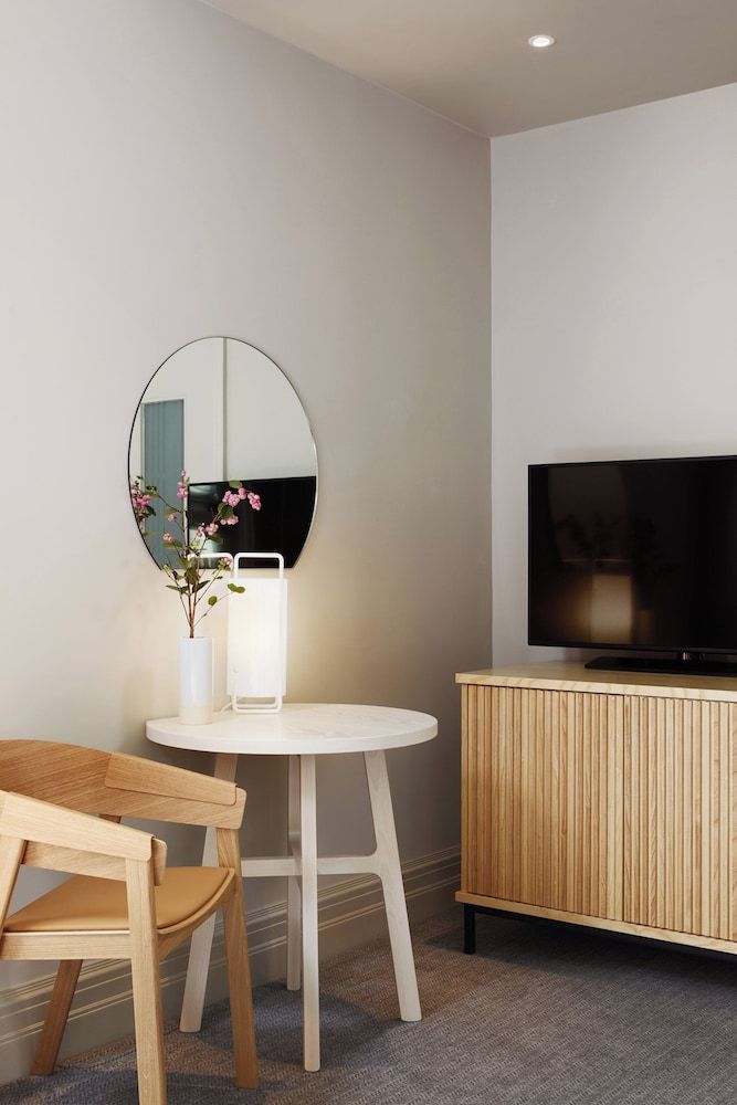 The Prince Akatoki London Superior Room 6