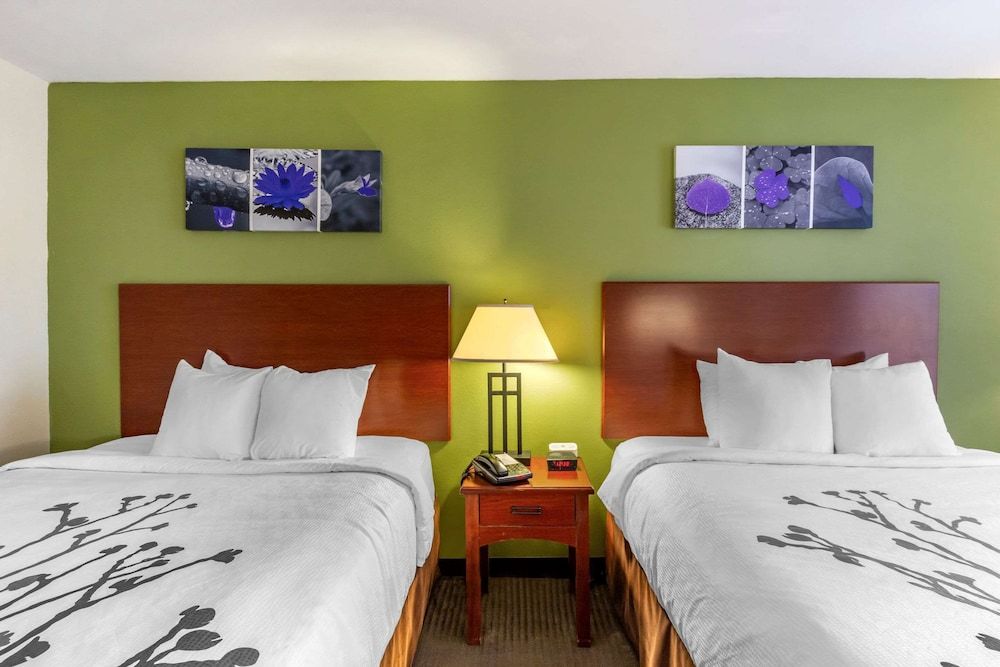 Room, 2 Queen Beds, Accessible, Non Smoking