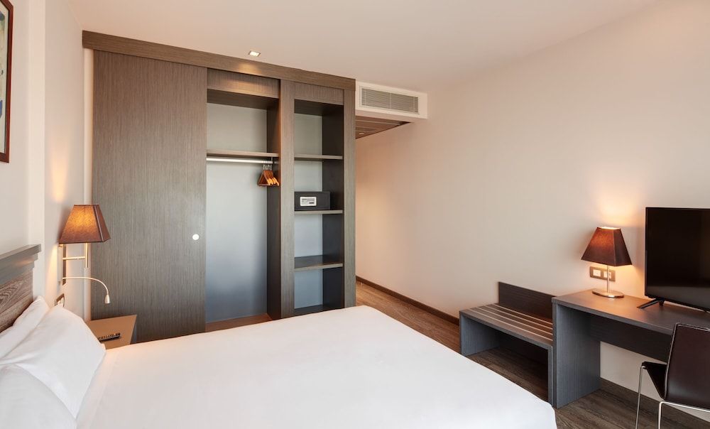 Sercotel Plaza Feria Standard Double or Twin Room Single Use 3