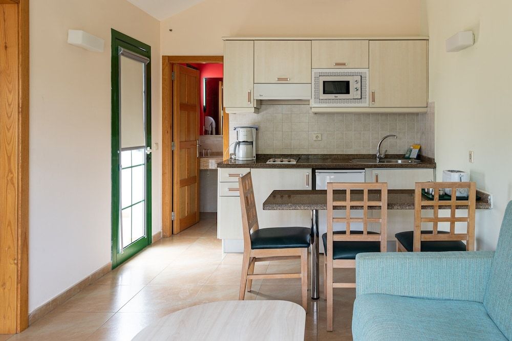 Bungalow, 1 Bedroom (2 adults + 1 child)