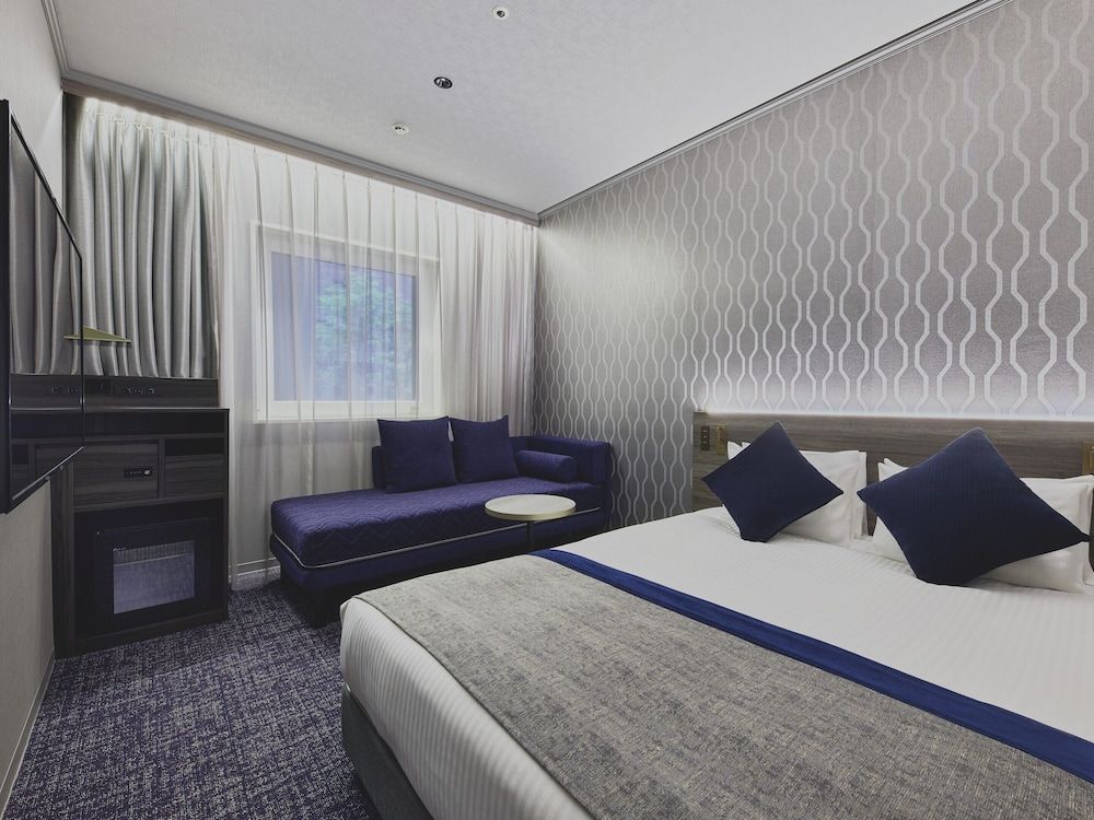 Double Room with Sofa for 3 people (Shower booth), Non Smoking