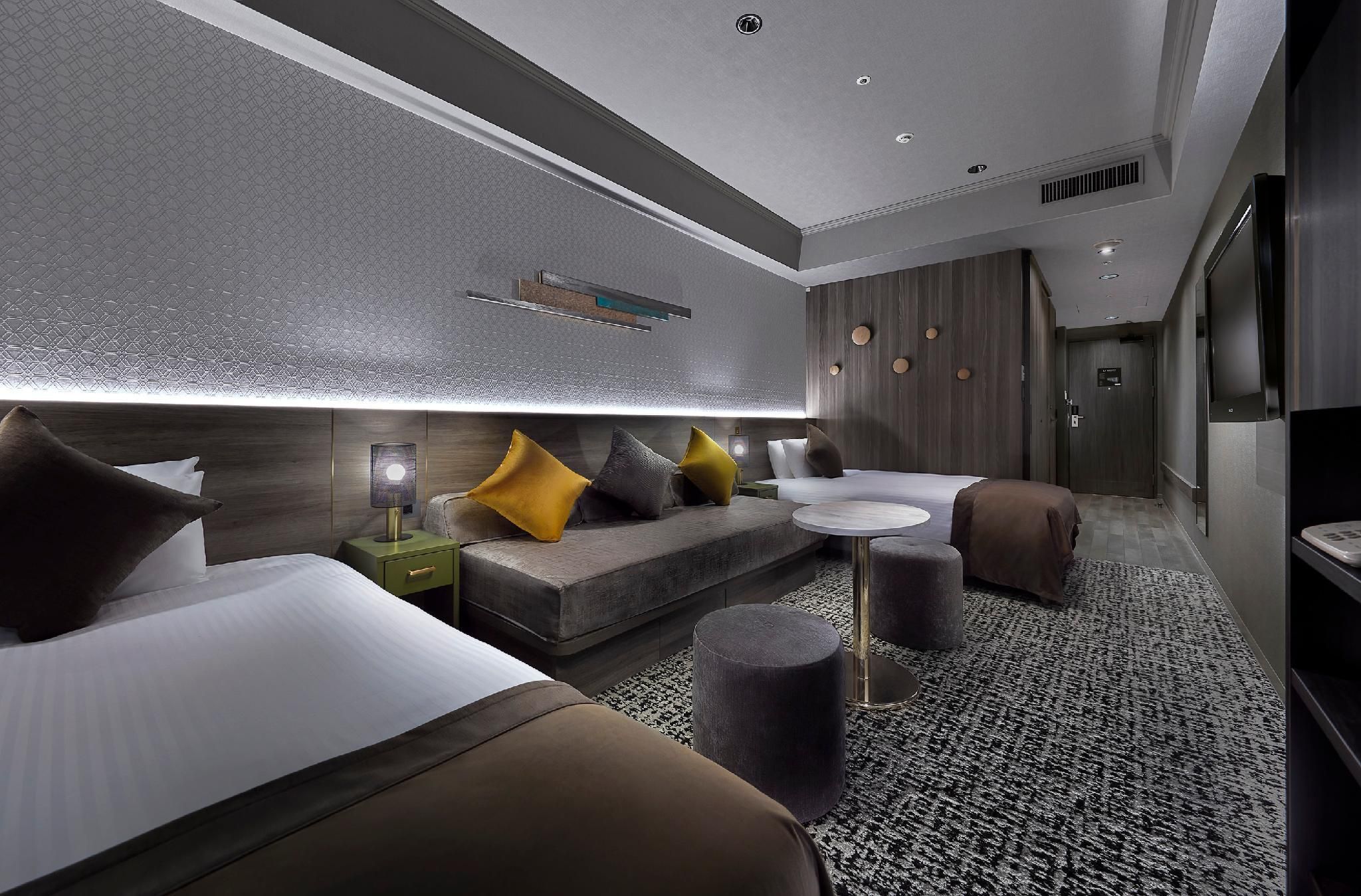 Twin Room for 3 People with Shower Room