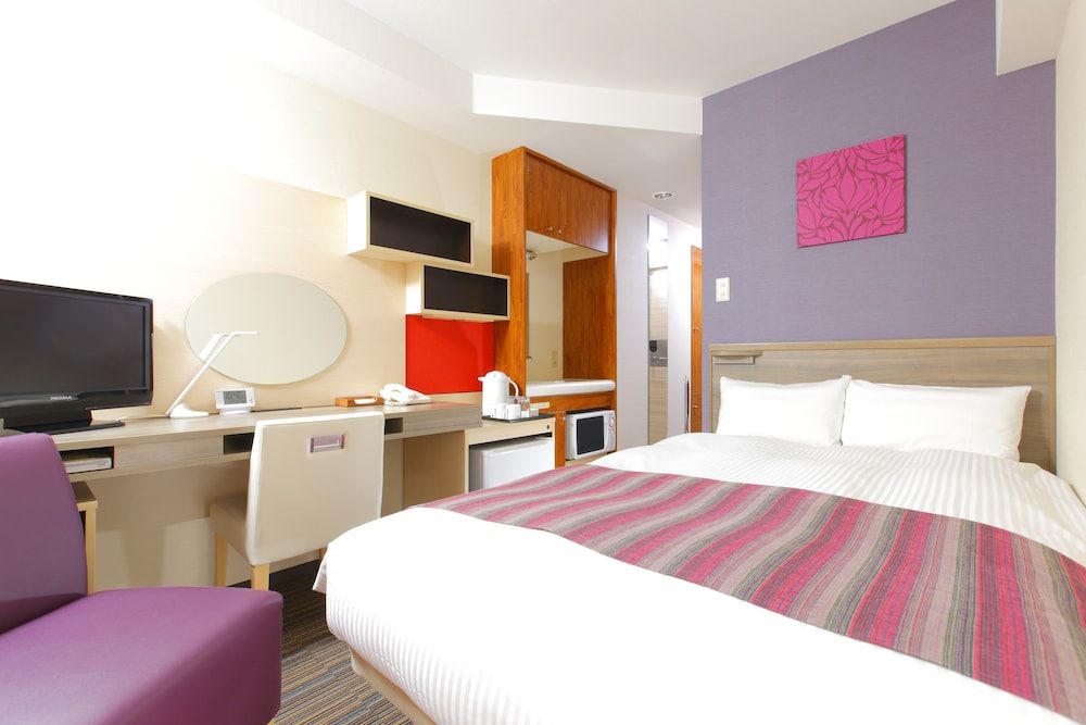 Standard Small Double Room, Smoking (Cleaning is Optional with Additional Cost)